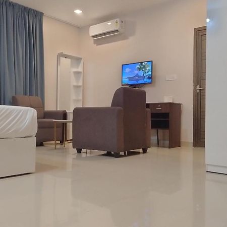 Gateway Airport Hotel Kannur ภายนอก รูปภาพ