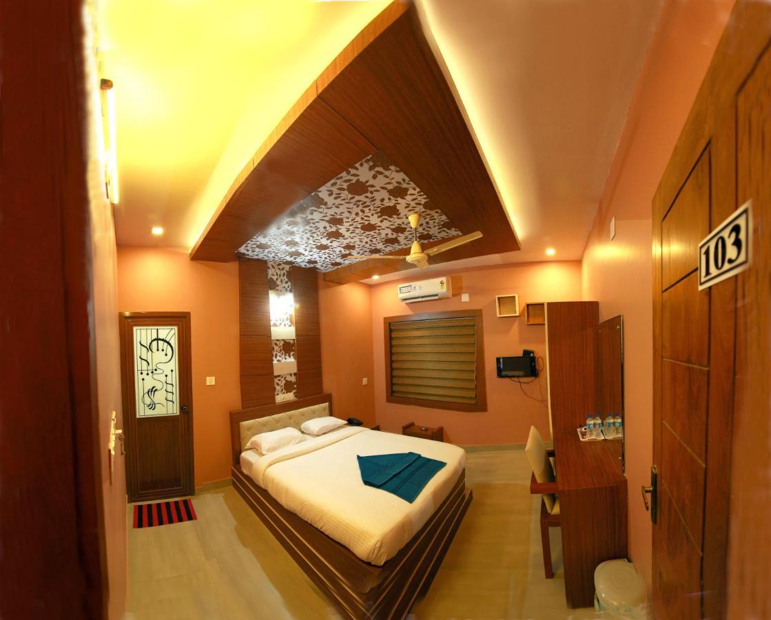 Gateway Airport Hotel Kannur ภายนอก รูปภาพ
