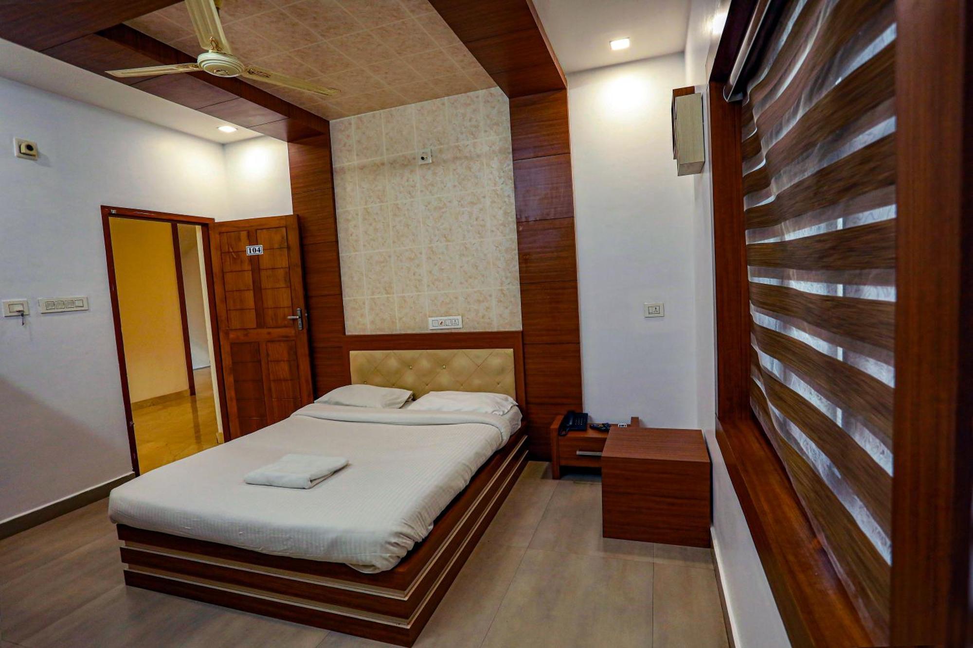 Gateway Airport Hotel Kannur ภายนอก รูปภาพ