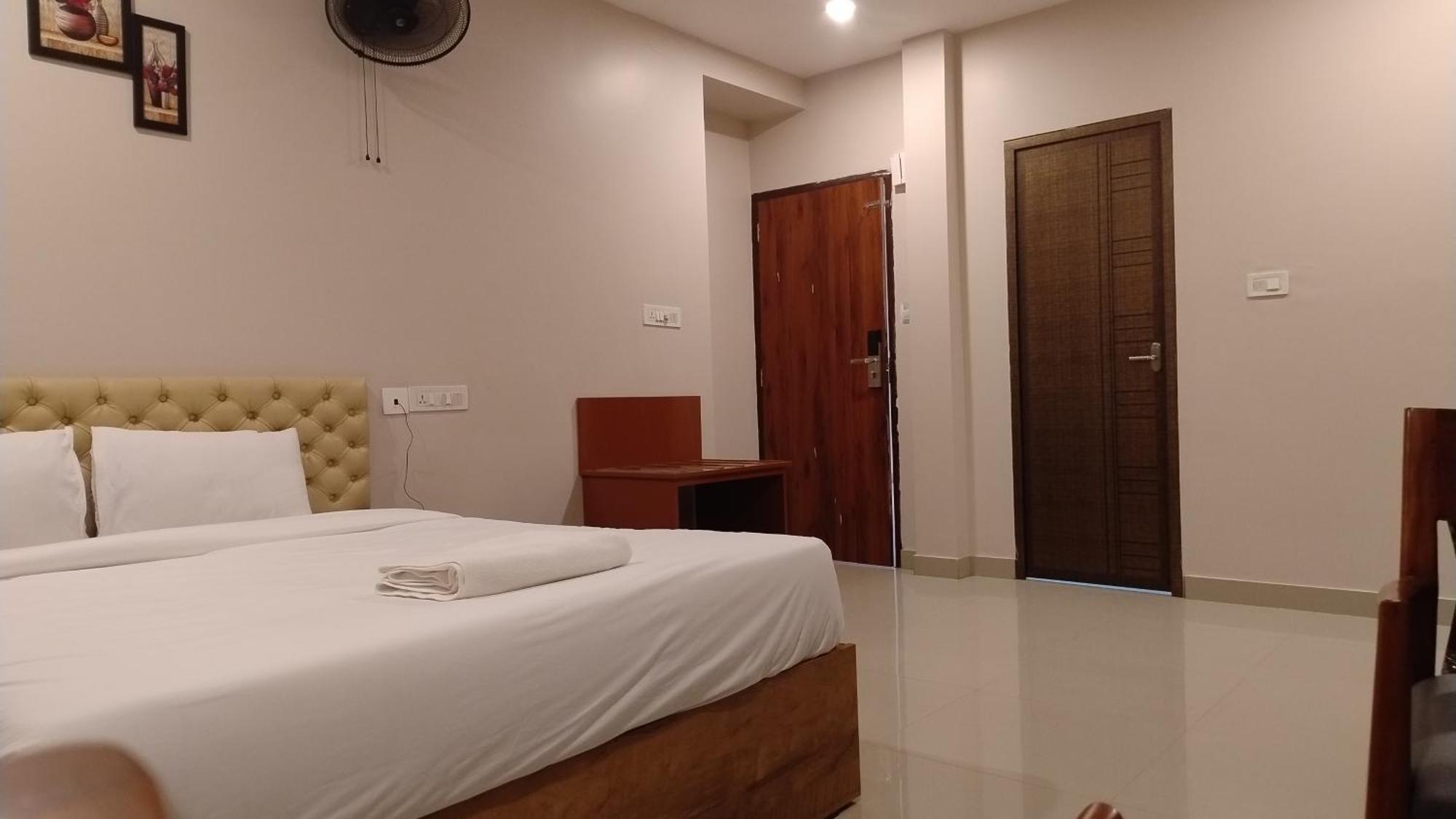 Gateway Airport Hotel Kannur ภายนอก รูปภาพ